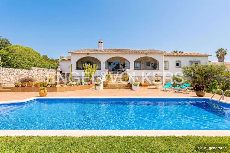 Foto 9e2d6a22-bbd9-46cb-b08d-3517644293be. Casa amb calefacció aparcament piscina a Mas Trader-Corral d´En Tort-Corral d´En Cona Cubelles