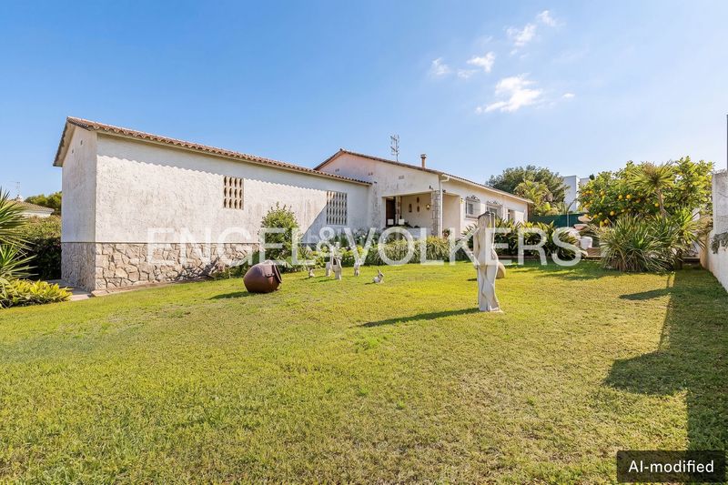 Foto 9eccd225-7533-455d-89db-a6ecbe0877e9. Casa amb calefacció aparcament piscina a Mas Trader-Corral d´En Tort-Corral d´En Cona Cubelles