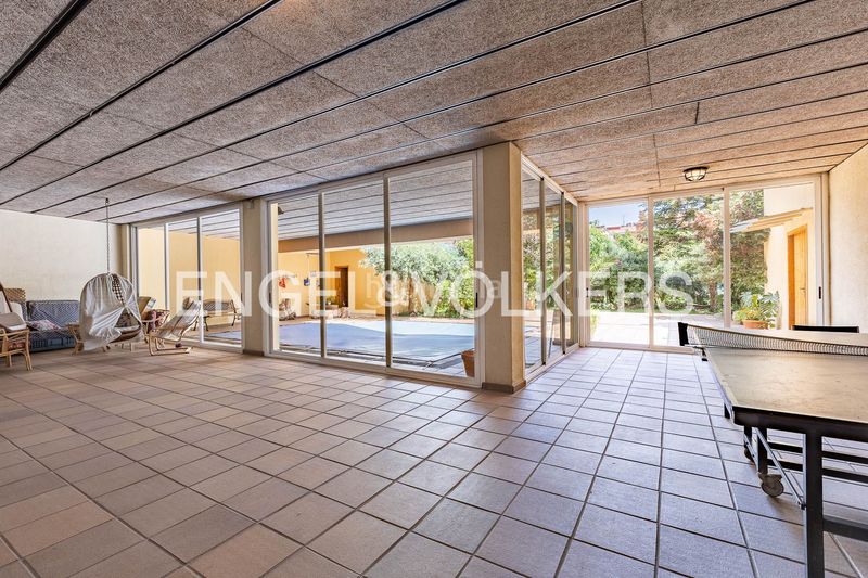 Foto 54481138-31ae-43de-9e32-378755027cc2. Casa amb calefacció aparcament piscina a Plaça Catalunya - Escola Industrial Terrassa