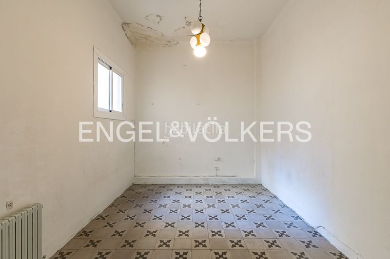 Foto 096657c1-8100-418f-a9c2-cac0a8fa842c. Casa adossada amb calefacció a Eixample Tarragona