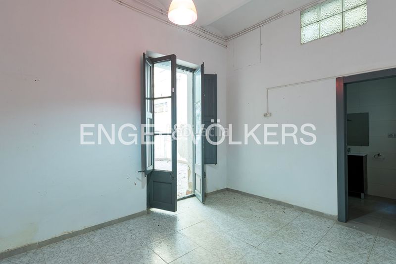 Foto 14d49242-a5d1-438c-851e-4ba1186ae5a8. Casa adossada amb calefacció a Eixample Tarragona