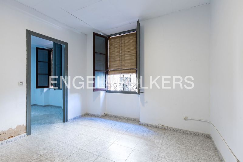 Foto 4b10e662-51bc-410a-b915-cd59c651e977. Casa adossada amb calefacció a Eixample Tarragona