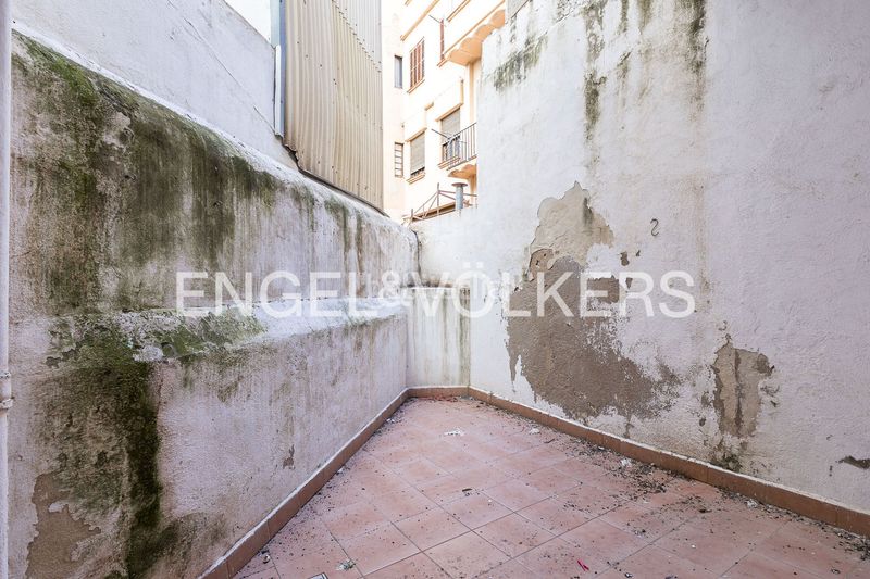 Foto eecc7f01-13bd-44da-96b1-f51420ba9360. Casa adossada amb calefacció a Eixample Tarragona