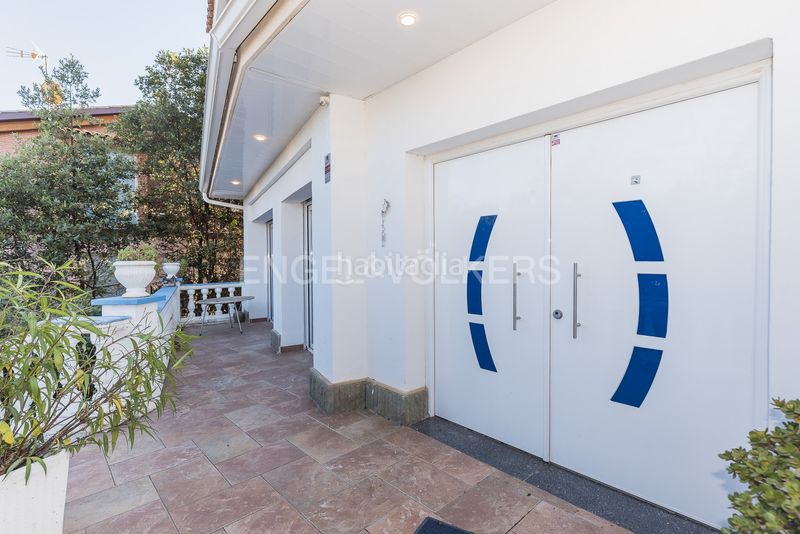 Foto 4bf1ab19-365b-4133-9a40-a3e21f2f734b. Lloguer casa amb calefacció aparcament piscina a Castelldefels