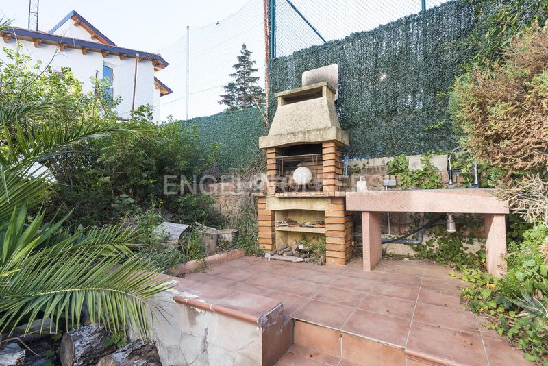 Foto 7e216dea-1c11-41c3-b8fb-57ae842d3704. Lloguer casa amb calefacció aparcament piscina a Castelldefels