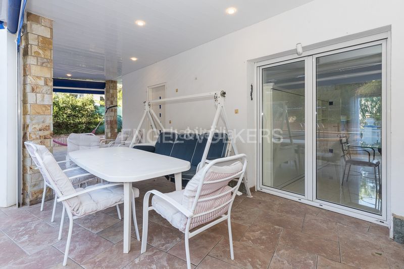 Foto ed4e0266-9dd7-4a46-b5fd-3abd3007f650. Lloguer casa amb calefacció aparcament piscina a Castelldefels