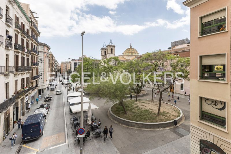 Foto 71d0d8c4-0608-42e3-ba40-11df190f40ce. Pis amb calefacció a Raval Barcelona