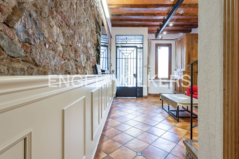 Foto 5132d55e-fb25-44a2-b6b6-f08d1693008b. Casa adossada amb calefacció a Sant Andreu de Palomar Barcelona