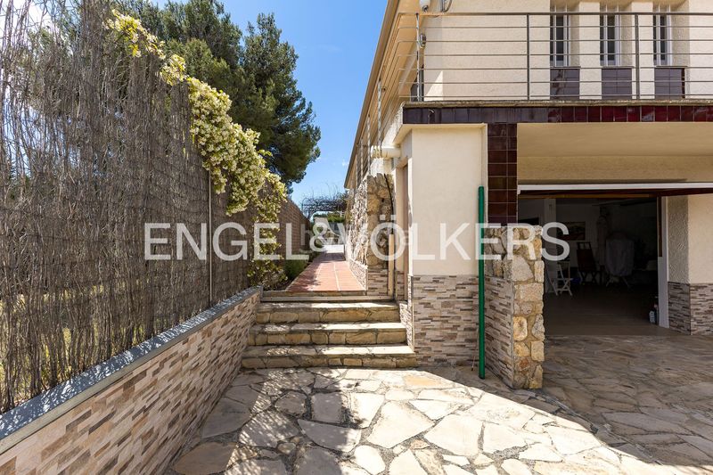 Foto 873a0e28-906d-490c-8caa-e32637696cc3. Casa amb calefacció aparcament piscina a Roda de Barà