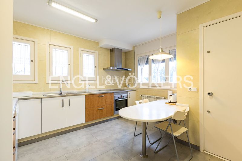 Foto e162585b-7826-4bd7-9e0a-e92a3f8aa092. Casa amb calefacció aparcament piscina a Roda de Barà
