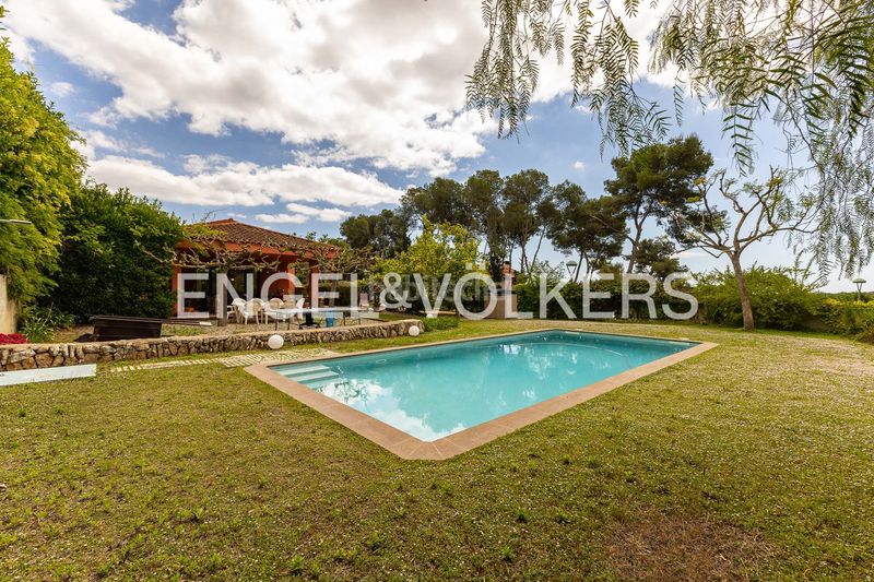 Foto 38fcbb94-9aef-4545-8790-edf972a353f2. Casa amb calefacció aparcament piscina a Sant Pere i Sant Pau Tarragona