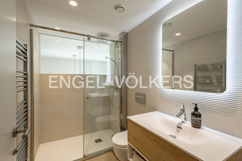 Foto d0b9407d-9aab-4e50-8700-9478a113be67. Pis amb calefacció piscina a Sant Gervasi - Galvany Barcelona