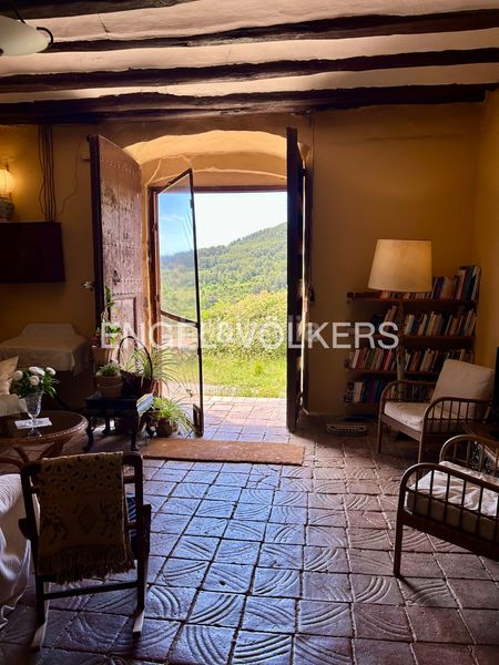 Foto 1f3a5c03-7430-4aec-8039-3aefde2aeeac. Casa amb calefacció aparcament a Corbera de Llobregat