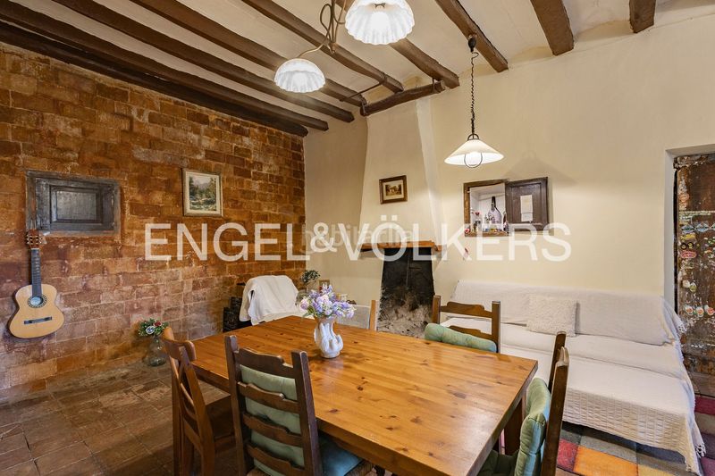 Foto 5f027bb0-7c5c-4286-8e39-5087a521002d. Casa amb calefacció aparcament a Corbera de Llobregat