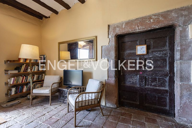Foto 82730fac-15c3-444a-8432-929f51575dbc. Casa amb calefacció aparcament a Corbera de Llobregat