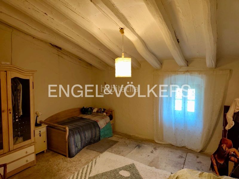 Foto d3d72467-5de8-48ea-a44c-ad75de264fc9. Casa amb calefacció aparcament a Corbera de Llobregat