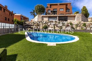 Location Maison jumelée à Tiana. Espectacular casa familiar en tiana.