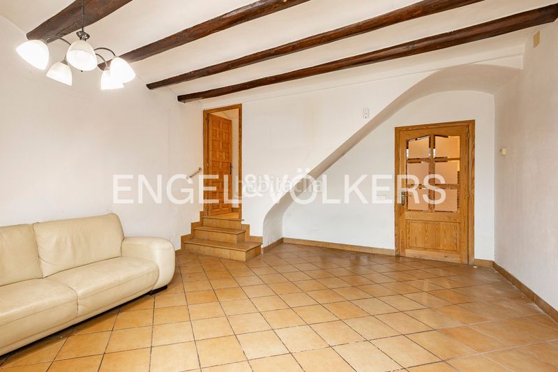 Foto 5e60c249-3b7b-4c6a-90dc-647e2832550c. Casa adossada amb calefacció a Vilapicina - Torre Llobeta Barcelona