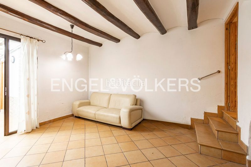 Foto e11e454f-71a3-41d0-ae4f-21525d2ae435. Casa adossada amb calefacció a Vilapicina - Torre Llobeta Barcelona