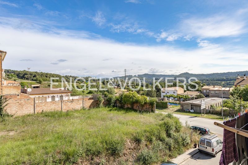Foto d8927991-7456-4908-8309-bcec53129c03. Pis amb calefacció a Navàs