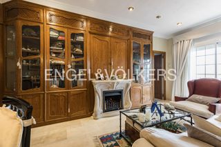 Àtic a Santa Eulàlia. Ático elegante de 4 habitaciones con 66m de terraza y 2 parkings