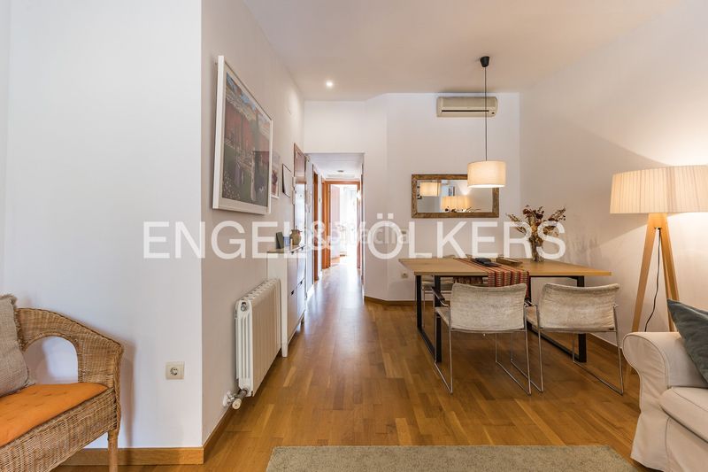 Foto e3d37fa7-d833-49b6-ab80-bbe7723d31fe. Pis amb calefacció a Sants Barcelona