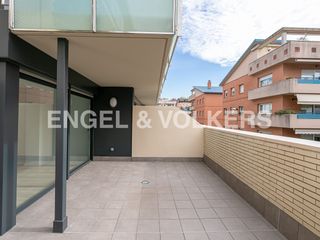 Lloguer Pis a Centre. Piso de obra nueva con gran terraza