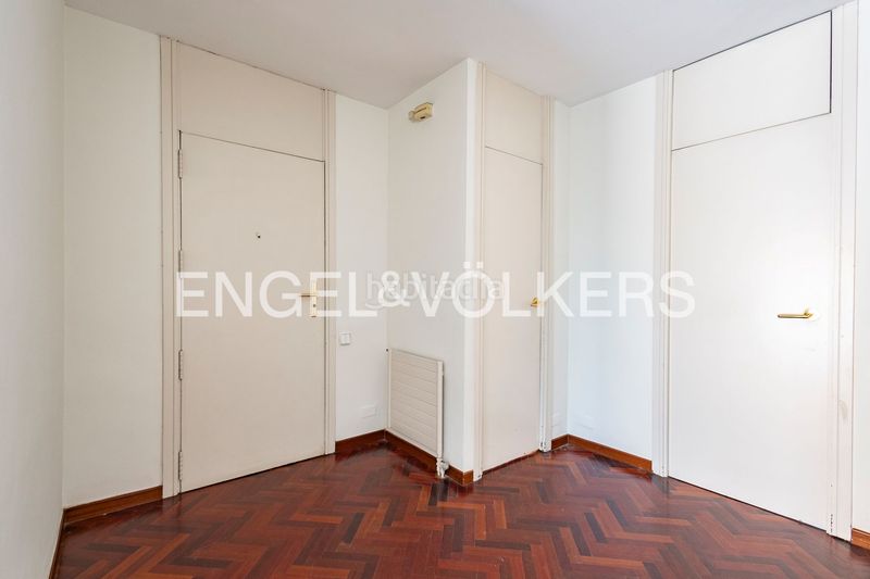 Foto 3a341588-fe09-4077-b780-a62df75a8ba2. Rent penthouse with heating in Sarrià Barcelona