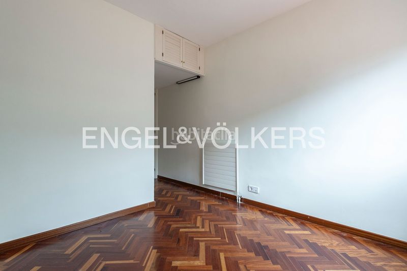Foto 80f134d7-0d37-44a2-8f7d-4d8d120f2b61. Rent penthouse with heating in Sarrià Barcelona