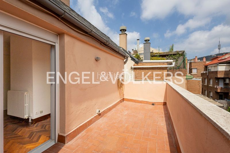 Foto 91785b97-46b3-4984-b160-4bc1055cc855. Rent penthouse with heating in Sarrià Barcelona