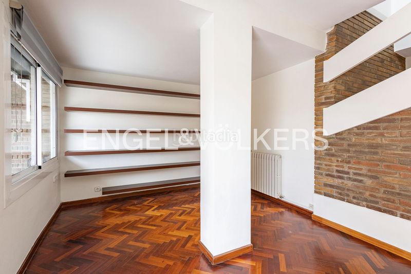 Foto f1c0242c-a49d-4447-b5e9-0319669ba8e6. Rent penthouse with heating in Sarrià Barcelona