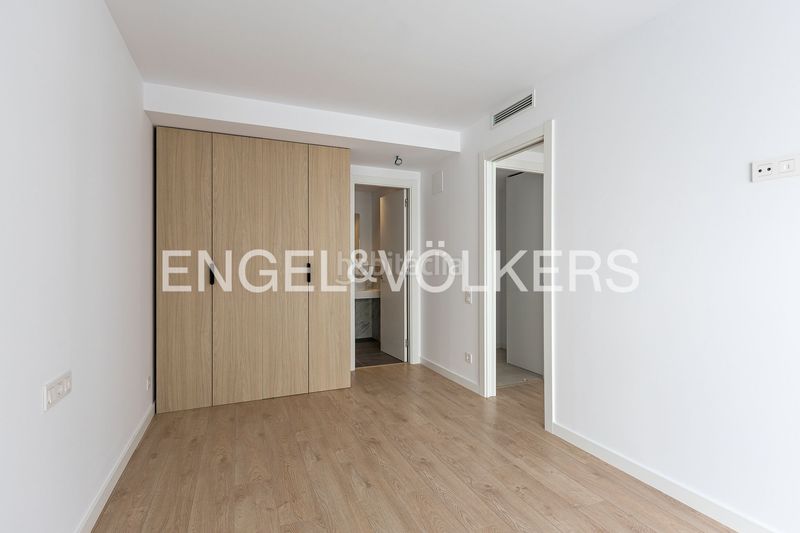 Foto 54c7d9a8-be73-48e0-837b-60c62749c031. Pis amb calefacció aparcament a Creu Alta Sabadell