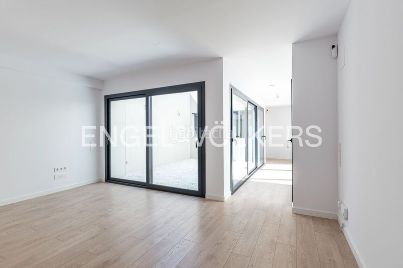 Foto e4b3d3e6-9414-430a-ae77-fda1724732d2. Pis amb calefacció aparcament a Creu Alta Sabadell