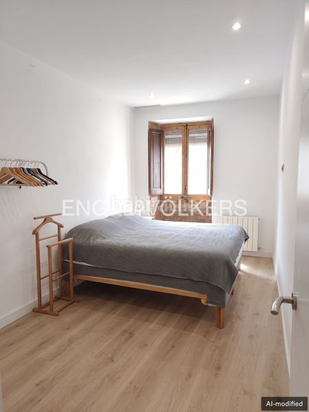 Foto 02924499-c2ff-4bed-9838-bdbed34918a8. Pis amb calefacció a Gòtic Barcelona
