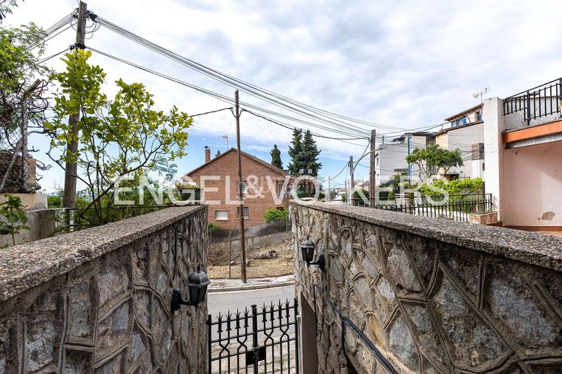 Foto 0323a7c7-f643-4988-9e48-6c388abbaaf8. Casa amb calefacció aparcament a Torrent Ballester Viladecans