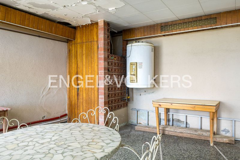 Foto b43ee43c-8160-4c47-a92e-a103c3176525. Casa amb calefacció aparcament a Torrent Ballester Viladecans