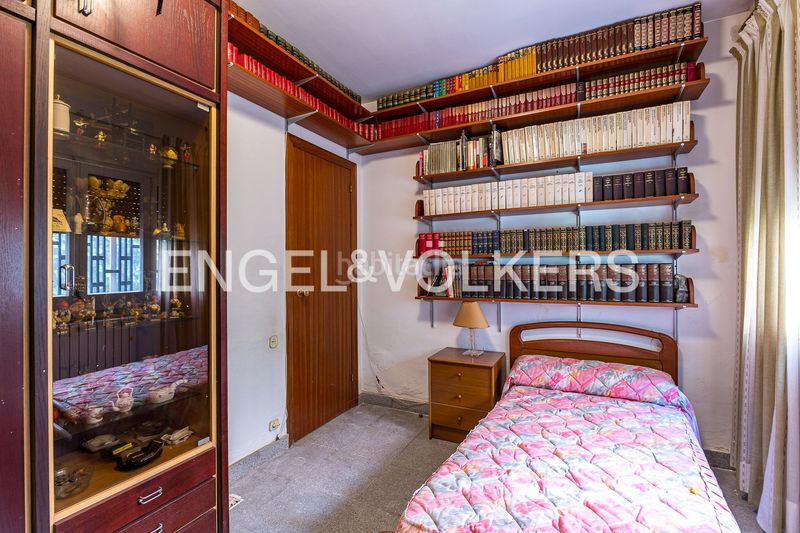 Foto c1cdeb4b-c3e3-4733-8675-5a21b2766fc2. Casa amb calefacció aparcament a Torrent Ballester Viladecans