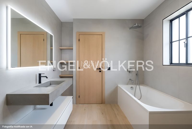 Foto ea0864ad-592e-4e93-ba0a-73030931a065. Casa amb calefacció aparcament a Torrent Ballester Viladecans