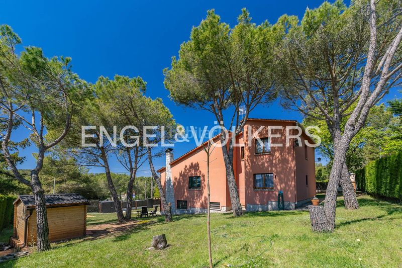 Foto bd2035fe-71d8-4d45-b802-90faf82d35de. Casa amb calefacció aparcament a Moià