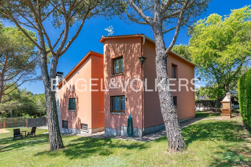 Foto c28e1982-0d54-4da9-a44b-f7e2ce8907a3. Casa amb calefacció aparcament a Moià