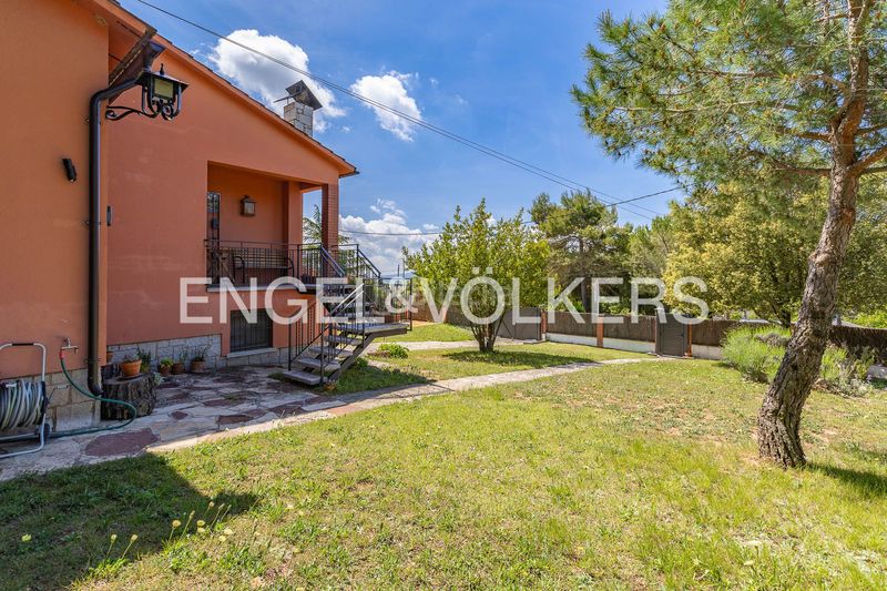 Foto c8057134-80f8-41f4-a2b8-f6a023965f54. Casa amb calefacció aparcament a Moià