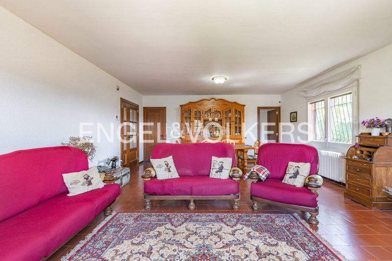 Foto eb3bfea9-de35-4057-bff6-6739fa87c27f. Casa amb calefacció aparcament a Moià