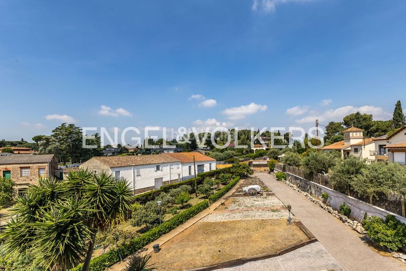 Foto a32ada2a-1e92-4c86-9c20-4ee1e5f4a5c5. Casa amb calefacció aparcament piscina a Canovelles