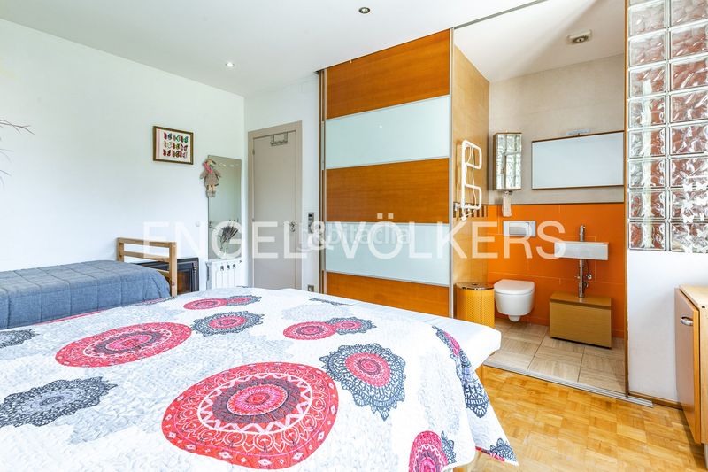 Foto a890edc5-5b78-4894-825f-1ddf5ea2e44b. Casa amb calefacció aparcament piscina a Canovelles