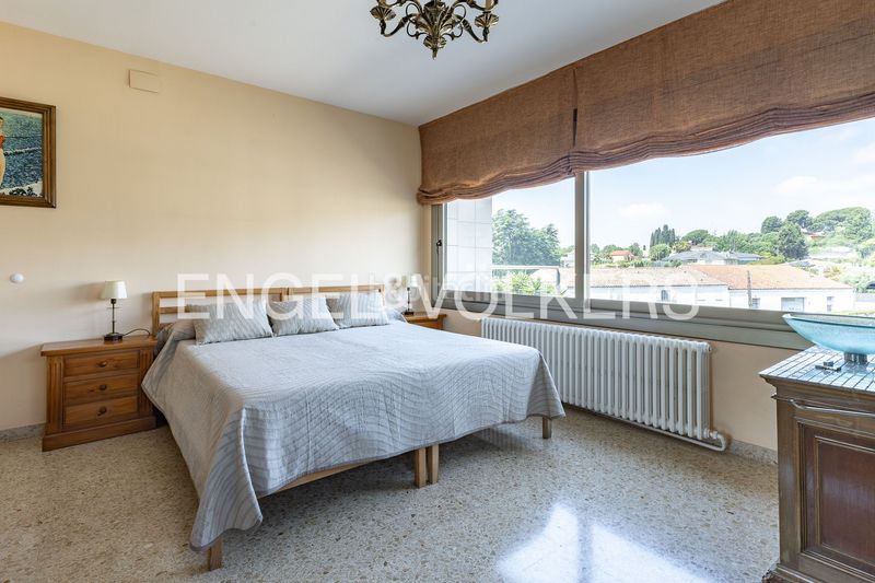 Foto fe7a1da0-1f18-4133-ad8c-8b16bcd55818. Casa amb calefacció aparcament piscina a Canovelles