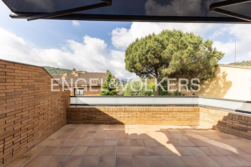 Foto cf1fda7b-8742-41ae-b6fa-94a6a8784159. Casa amb calefacció aparcament piscina a Dosrius poble Dosrius