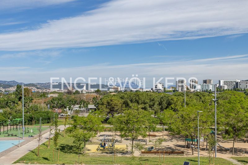 Foto 43c1ba67-b818-446f-83ab-0a757aa3e4be. Pis amb calefacció aparcament piscina a Eixample Sant Joan Despí