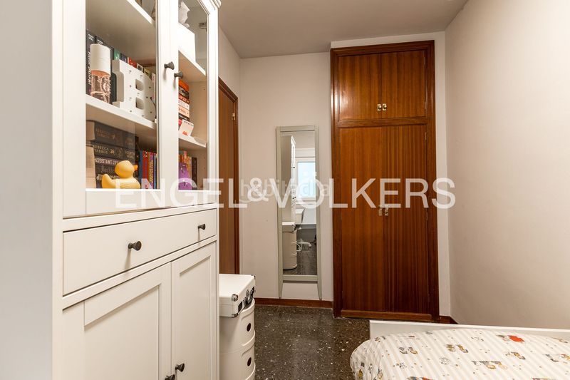 Foto 904289c2-a70f-4edf-b712-e502c448da93. Pis amb calefacció aparcament a La Nova Esquerra de l´Eixample Barcelona