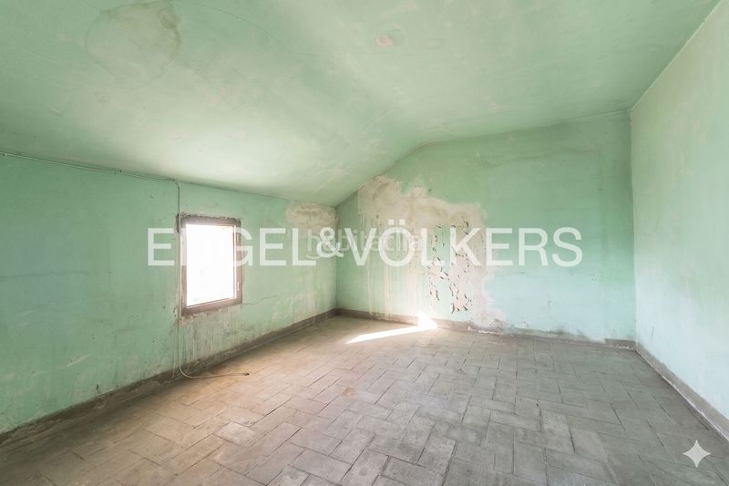 Foto 43633625-fa42-40ec-bd04-5f9d7bc425fc. Casa amb calefacció aparcament piscina a Centre Prat de Llobregat (El)