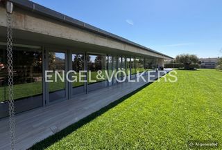House in Callús. Arquitectura contemporánea en un entorno único con vistas a mont
